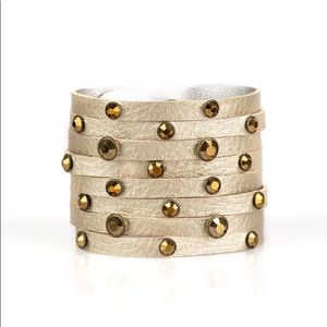 ✨3 for $10✨ Gold/brass bracelet